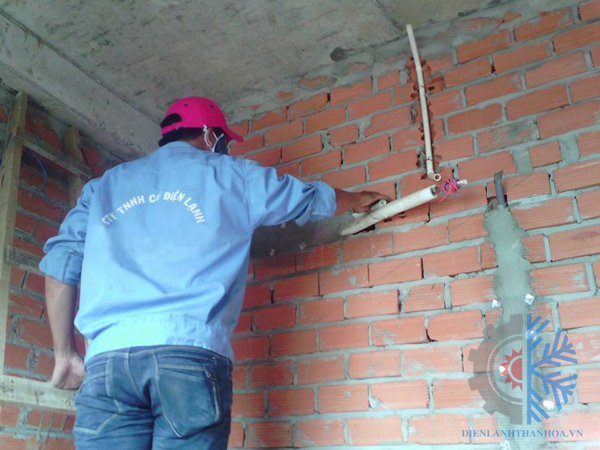 lap-dat-cho-dieu-hoa-am-tuong-thanh-hoa